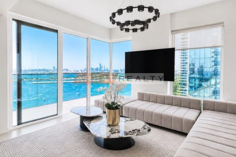 Leilighet i Jumeirah Beach Residence, Dubai, Emiratene 2 soverom, 131.09 kvm nr. 761139