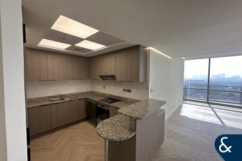 Apartmen di DIFC, Dubai, UAE 2 bilik tidur, 158 meter persegi № 668522 - foto 3