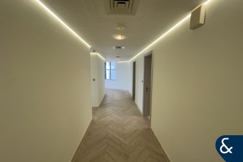 Apartmen di DIFC, Dubai, UAE 2 bilik tidur, 158 meter persegi № 668522 - foto 11