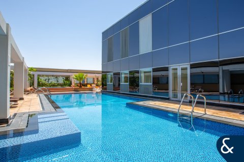 Apartmen di DIFC, Dubai, UAE 2 bilik tidur, 158 meter persegi № 668522 - foto 13