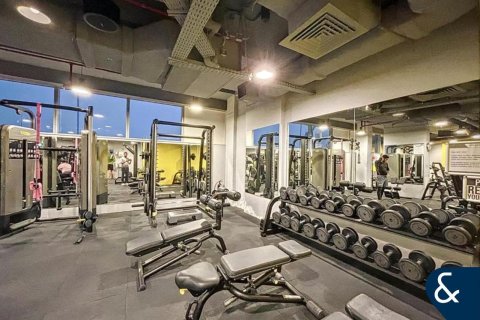 Apartmen di DIFC, Dubai, UAE 2 bilik tidur, 158 meter persegi № 668522 - foto 14