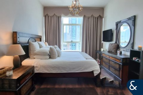 Apartmen di Dubai Marina, Dubai, UAE 1 bilik tidur, 71 meter persegi № 668516 - foto 2