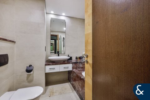 Apartment til leje i Jumeirah Beach Residence, Dubai, UAE 2 soveværelser, 136 kvm № 668521 - foto 10