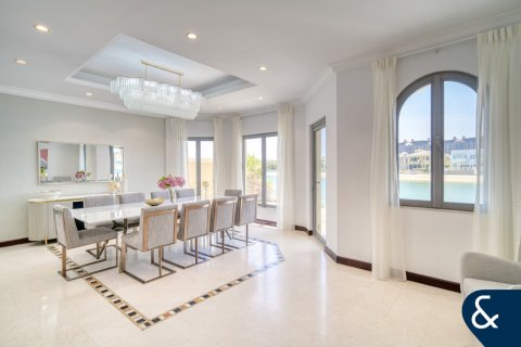 Vila v Palm Jumeirah, Dubai, SAE 5 ložnice, 622 m² Č.: 668520 - fotografie 5