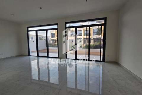 Villa in Mina Al Arab, Ras Al Khaimah, UAE 4 bedrooms, 353 sq.m. № 611681 - photo 9