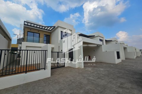 Villa in Mina Al Arab, Ras Al Khaimah, UAE 4 bedrooms, 353 sq.m. № 611681 - photo 5