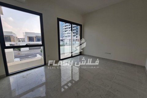 Villa in Mina Al Arab, Ras Al Khaimah, UAE 4 bedrooms, 353 sq.m. № 611681 - photo 18