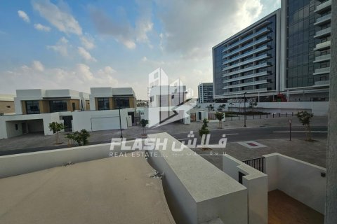 Villa in Mina Al Arab, Ras Al Khaimah, UAE 4 bedrooms, 353 sq.m. № 611681 - photo 32