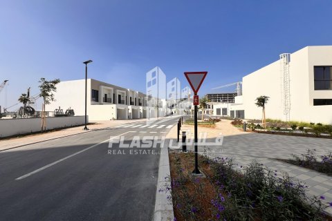 تاون هاوس للبيع في Mina Al Arab، رأس الخيمة، الإمارات العربية المتحدة 3 غرفة نوم ، 237.6 متر مربع ، رقم 611669 - صورة 3