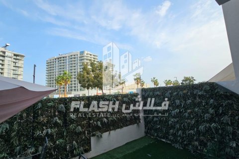 Řadový dům v Mina Al Arab, Ras Al Khaimah, SAE 2 ložnice, 233.3 m² Č.: 611682 - fotografie 7