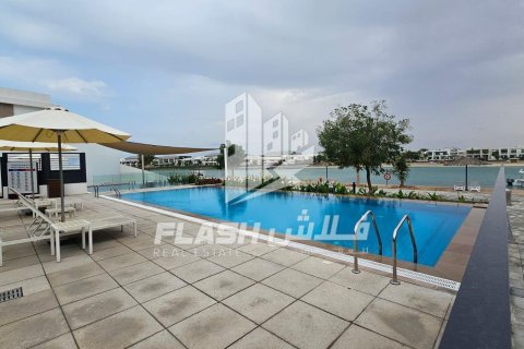 Řadový dům v Mina Al Arab, Ras Al Khaimah, SAE 2 ložnice, 233.3 m² Č.: 611682 - fotografie 2
