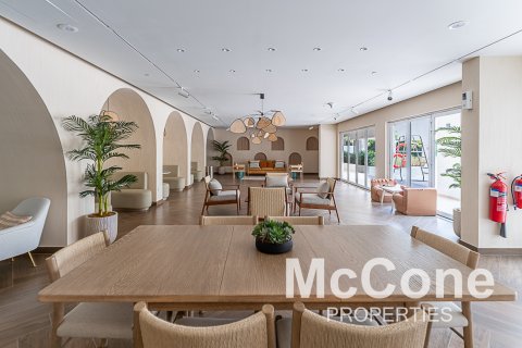 Снять в аренду квартиру в Умм-Сукейм, Дубай, ОАЭ 2 спальни, 130.99м2, № 587180 - фото 16