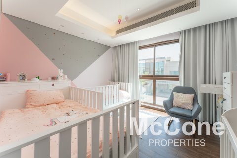 Řadový dům v Meydan, Dubai, SAE 4 ložnice, 218.04 m² Č.: 587177 - fotografie 12