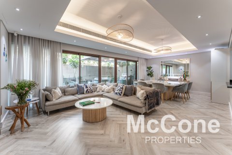 Řadový dům v Meydan, Dubai, SAE 4 ložnice, 218.04 m² Č.: 587177 - fotografie 1
