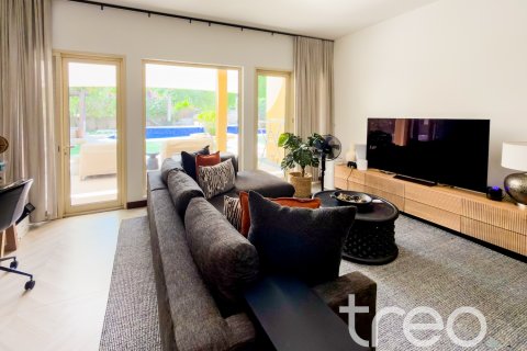 Villa te koop in Arabian Ranches, Dubai, VAE 5 slaapkamers, 450.49 vr.m., nr 753620 - foto 13