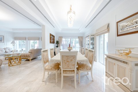 Villa zum Verkauf in Arabian Ranches, Dubai, VAE 7 Schlafzimmer, 505.67 m2 Nr. 753618 - Foto 7
