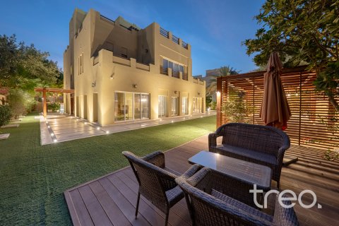 Villa zum Verkauf in Arabian Ranches, Dubai, VAE 7 Schlafzimmer, 505.67 m2 Nr. 753618 - Foto 30