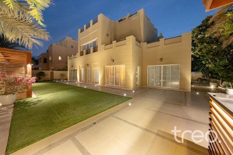 Willa w Arabian Ranches, Dubai, ZEA 7 sypialnie, 505.67 mkw. nr 753618