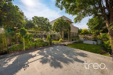 Müüa villa asukohaga Arabian Ranches, Dubai, AÜE: 5 magamistoaga, 493.22 m² Nr 753619 - pilt 1