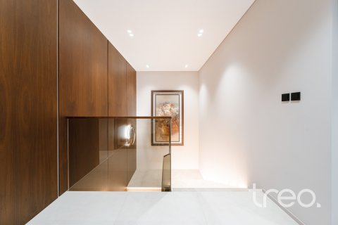 Vila u Meadows, Dubai, UAE 5 spavaćih soba, 408.77 m2 Br. 753614 - fotografija 12