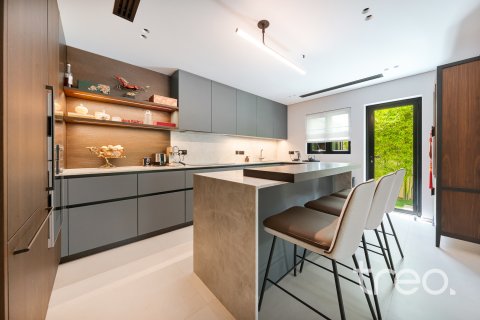 Vila u Meadows, Dubai, UAE 5 spavaćih soba, 408.77 m2 Br. 753614 - fotografija 4