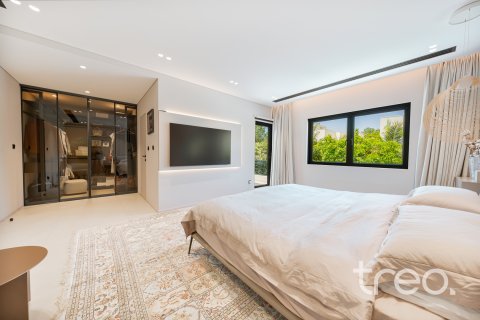 Vila u Meadows, Dubai, UAE 5 spavaćih soba, 408.77 m2 Br. 753614 - fotografija 13