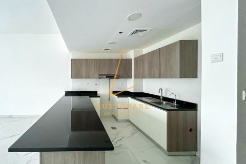 Al Furjan, Dubai, UAE의 임대용 아파트 침실 2개, 130제곱미터 번호 718672 - 사진 17