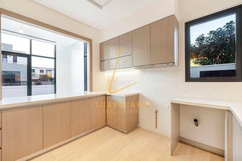 Vila v Al Furjan, Dubai, SAE 3 spálne, 238 m2 č. 718671 - Fotografia 6