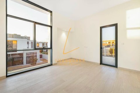 Vila v Al Furjan, Dubai, SAE 3 spálne, 238 m2 č. 718671 - Fotografia 13
