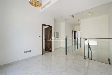 Al Furjan, Dubai, संयुक्त अरब अमीरात में टाउनहाउस, 3 बेडरूम, 222.7 वर्ग मीटर, संख्या 628704 - फ़ोटो 7