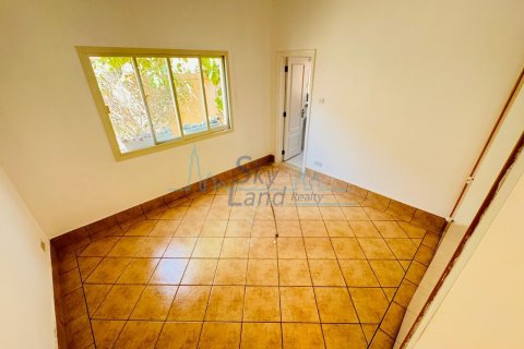Villa uthyres i Umm Suqeim, Dubai, UAE 3 sovrum, 325.2 kvm Nr. 628657 - fotografi 26