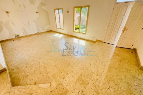 Villa uthyres i Umm Suqeim, Dubai, UAE 3 sovrum, 325.2 kvm Nr. 628657 - fotografi 18