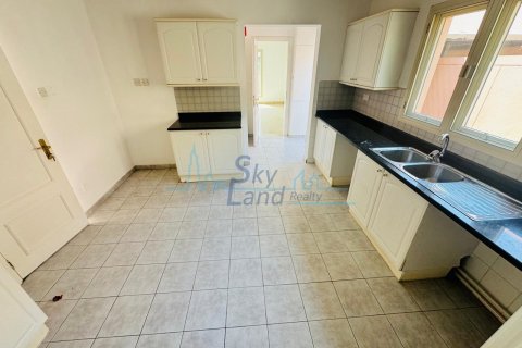 Villa uthyres i Umm Suqeim, Dubai, UAE 3 sovrum, 325.2 kvm Nr. 628657 - fotografi 5