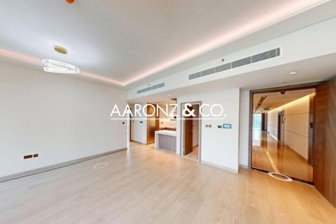 Leilighet i Jumeirah Lake Towers, Dubai, Emiratene 1 soverom, 117 kvm nr. 688167