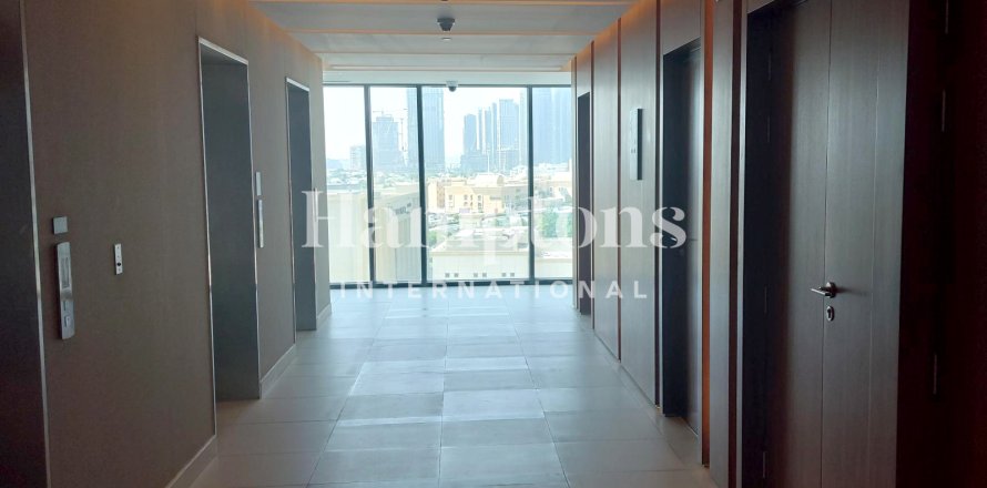 Leilighet i The Hills, Dubai, Emiratene 2 soverom, 133.79 kvm nr. 688045