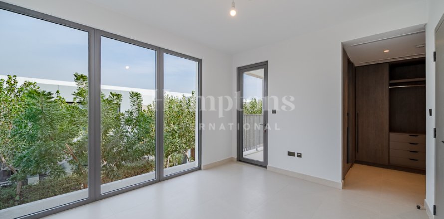 Villa i Tilal Al Ghaf, Dubai, Emiratene 5 soverom, 316.892 kvm nr. 688042