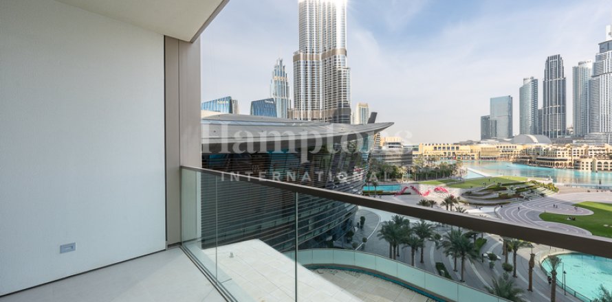 Apartment in Palm Jumeirah, Dubai, UAE 2 bedrooms, 111.61 sq.m. № 595246