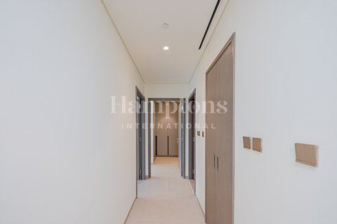 Apartment in Palm Jumeirah, Dubai, UAE 2 bedrooms, 111.60994808 sq.m. № 595246 - photo 8