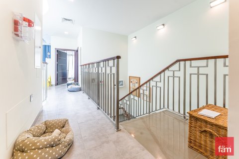 Villa in vendita a Al Furjan, Dubai, EAU 4 camere da letto, 225.5 mq. № 645748 - foto 3