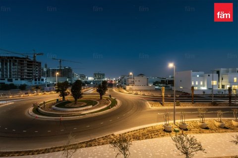 Villetta a schiera in affitto a Dubai, EAU 3 camere da letto, 308.9 mq. № 691266 - foto 11