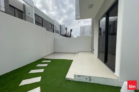 Vilă de închiriat în Dubai, EAU 3 dormitoare, 174.8 mp. №691261 - poză 5