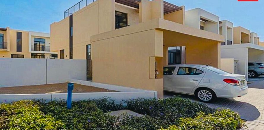 Вілла в Дубай, ОАЕ 4 спальні, 334.6м2 № 692896