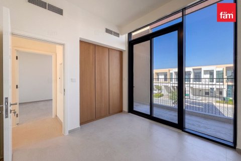 Зняти в оренду віллу в Дубай, ОАЕ 4 спальні, 334.6м2, № 692896 - фото 11