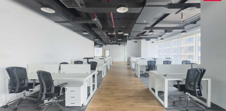 Büroraum in Business Bay, Dubai, VAE: 295.9 m2 Nr. 621517