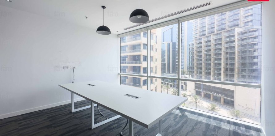 Kontor asukohaga Business Bay, Dubai, AÜE: 295.9 m² Nr 621517