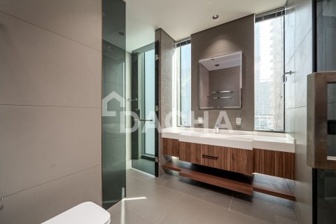 Huoneisto Jumeirah Lake Towers, Dubai, Arabiemiraatit 2 makuuhuonetta, 131 m2 № 706674 - kuva 11
