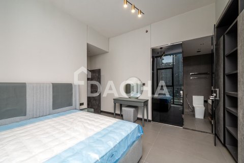 Huoneisto Jumeirah Lake Towers, Dubai, Arabiemiraatit 2 makuuhuonetta, 131 m2 № 706674 - kuva 9