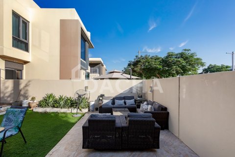 Kuća u nizu u Dubai Hills Estate, Dubai, UAE 3 spavaćih soba, 195 m2 Br. 706720 - fotografija 21