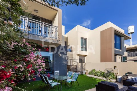 Townhouse în Dubai Hills Estate, Dubai, EAU 3 dormitoare, 195 mp.  №706720