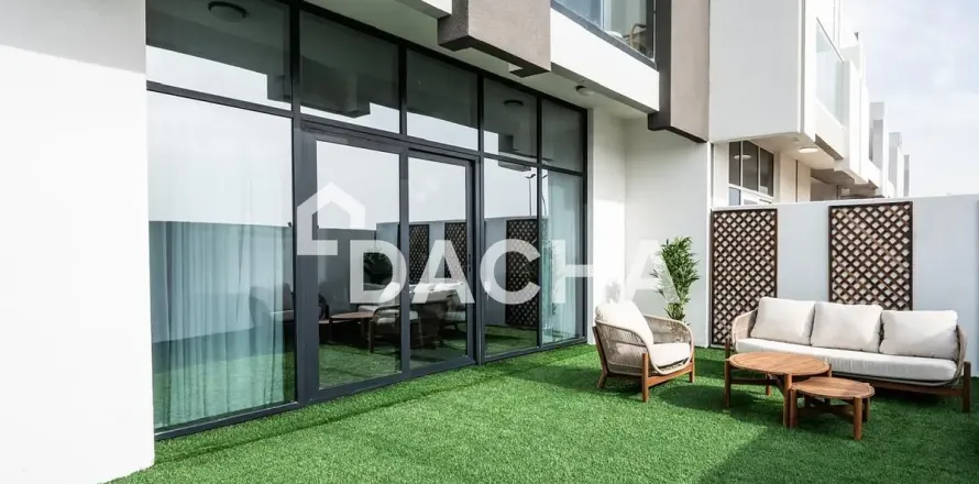 阿联酋 Dubai Dubai Land 联排别墅  3 卧, 170 平方米 , 编号 706721